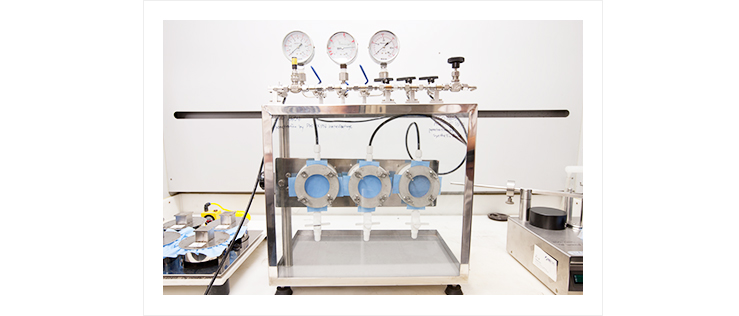 가압하 액체 침투 저항성 시험 이미지